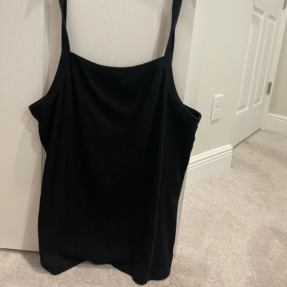 Basic Black Tanktop